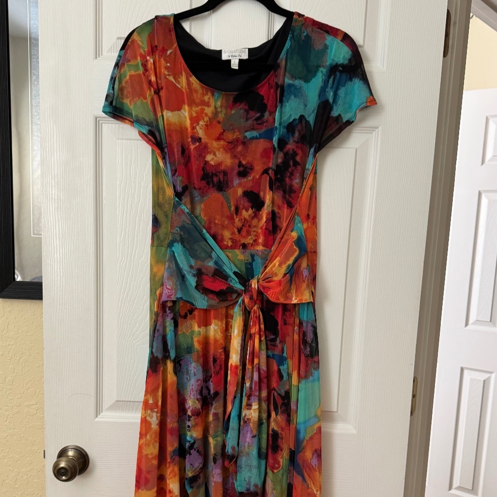 Signature by Robbi Bee - Midi dress